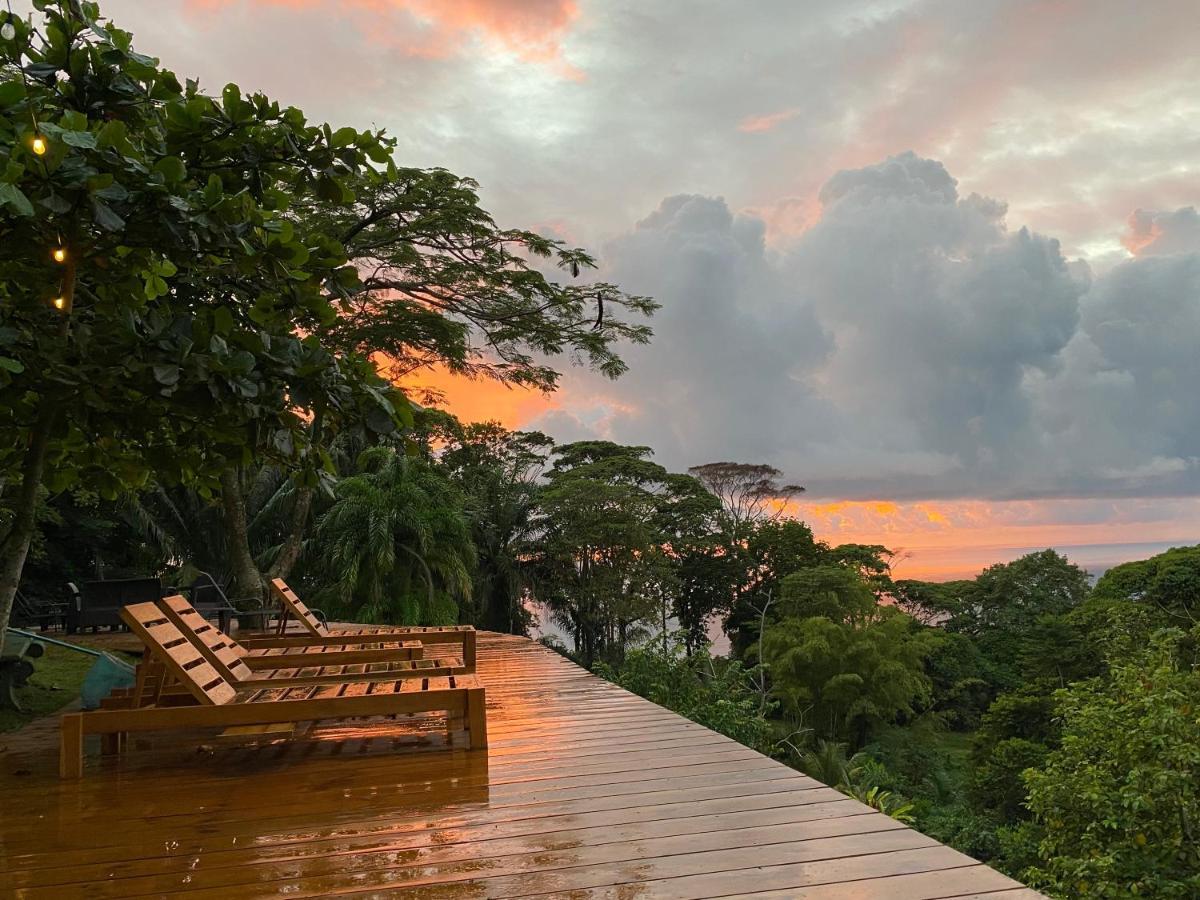 Pacific Edge Eco Lodge Dominical Esterno foto